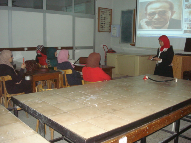 فاعلية اللقاء سيمنار عن التدريب ومناقشة البحث العلمى بالتنمية البشرية