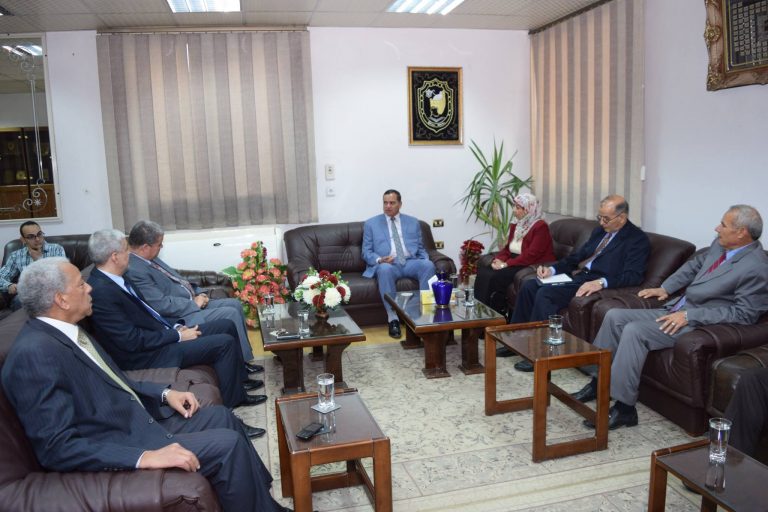 فاعلية اليوم الأول لزيارة فريق المراجعين بالهيئة القومية لضمان جودة التعليم والإعتماد