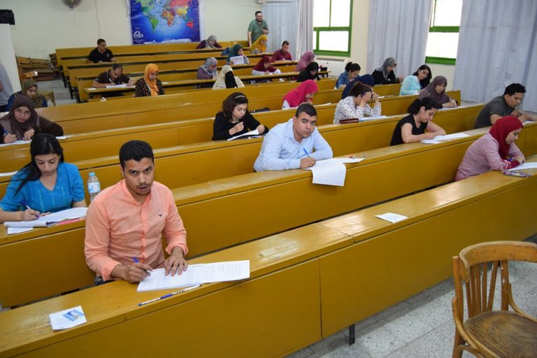 جولة تفقدية لمتابعة خط سير الامتحانات