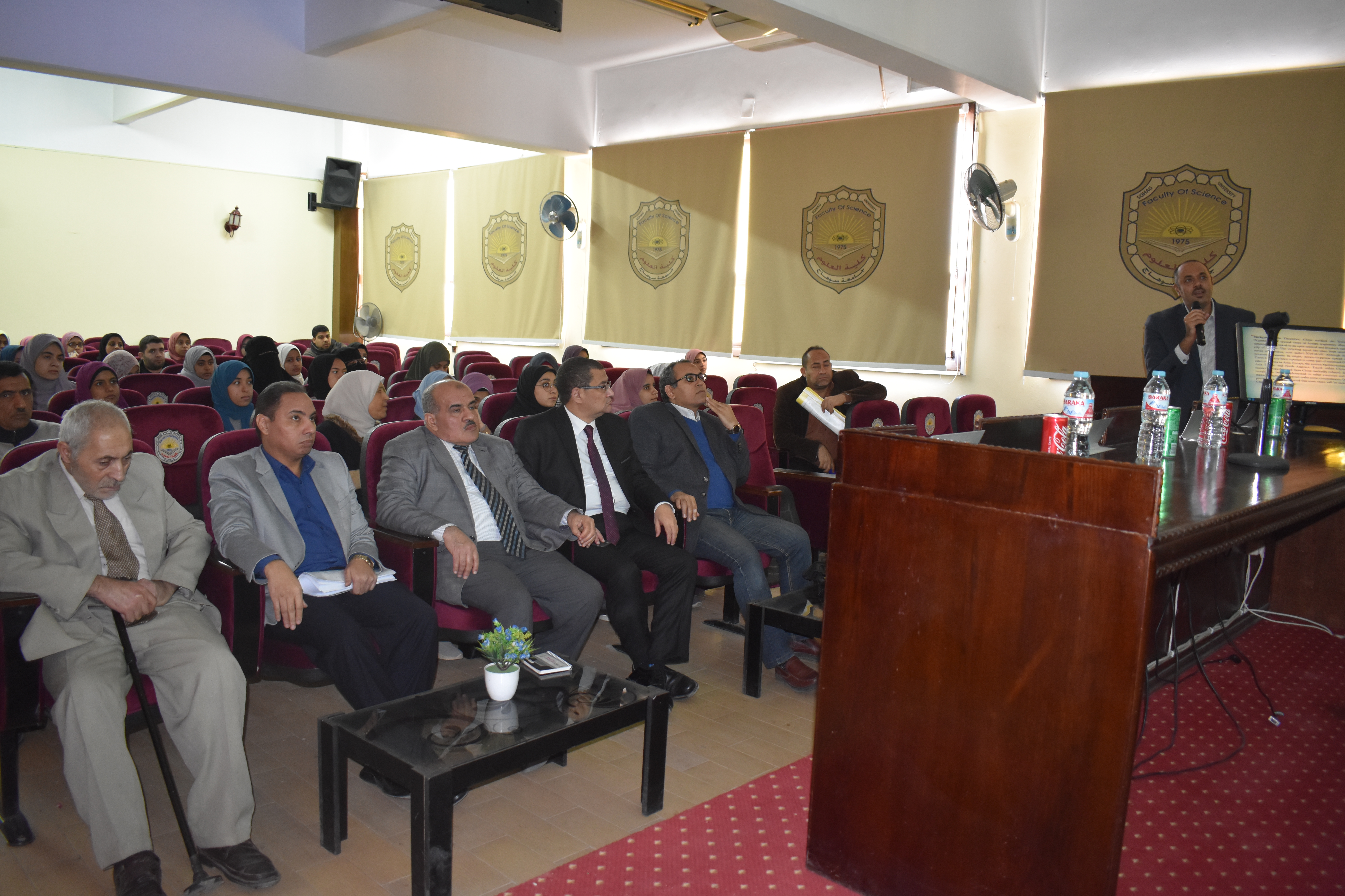 تنظيم ندوة عن فيروس كورونا