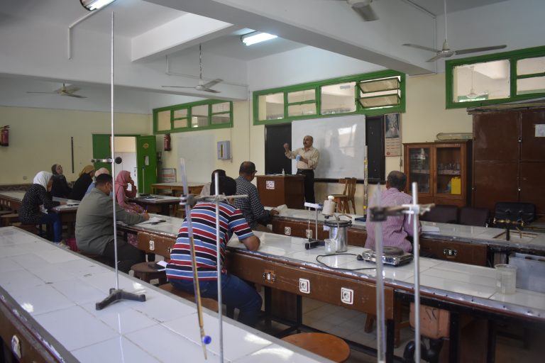 اجتماع عن السلف المؤقته ونماذج بدل السفر