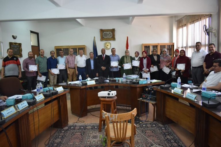 مجلس كلية العلوم يكرم فريق ملف التميز المؤسسي