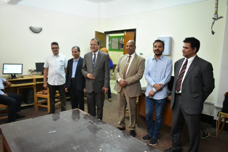 تدريب أعضاء هيئة التدريس على منصة “ثينكي”Thinqi