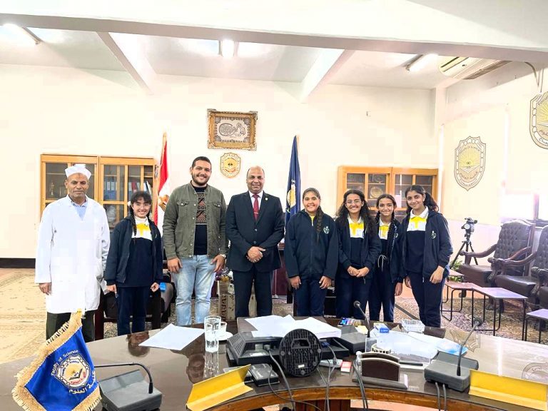 زيارة مدرسة سان جورج الخاصة لكلية العلوم