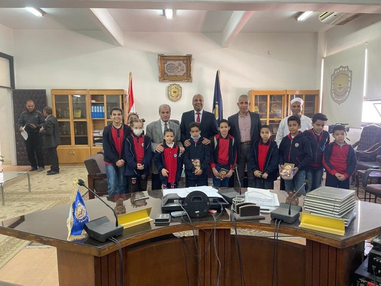 استقبال طلاب وطالبات المرحلة الابتدائية بمدرسة الباحثة البادية الابتدائية