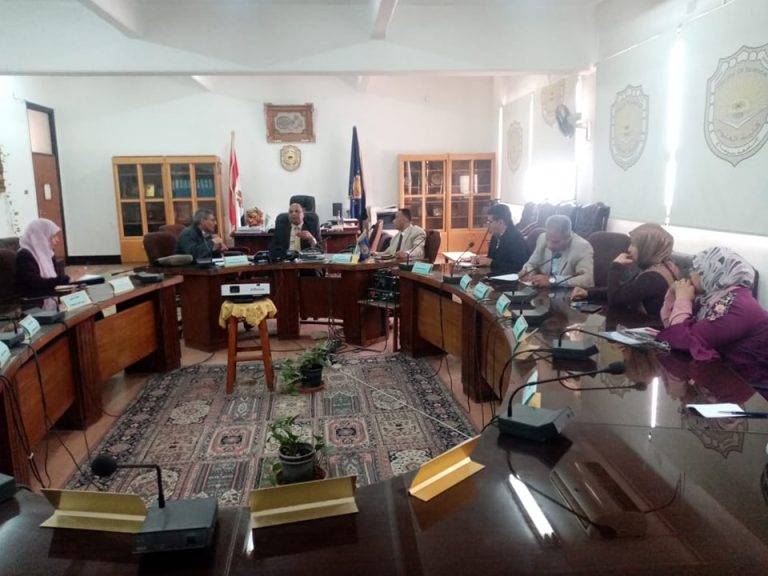 كلية العلوم تستعد لاعتماد عدد من معاملها البحثية.