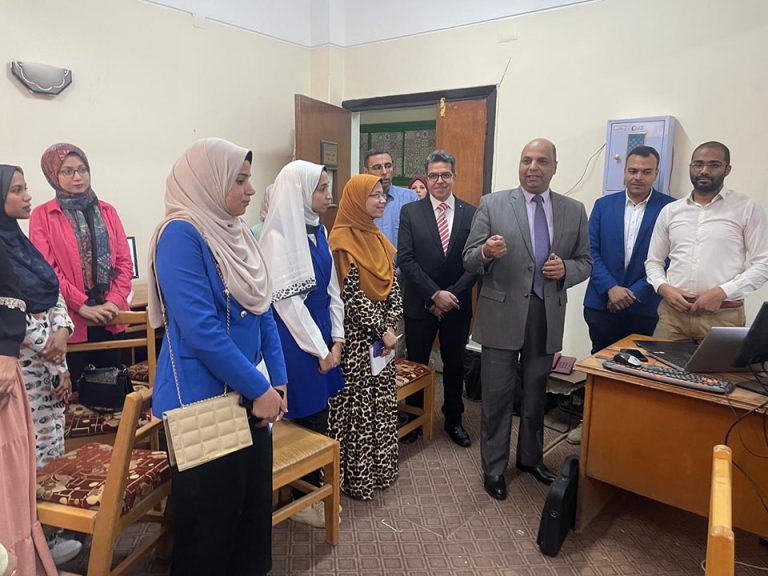 كلية العلوم تنظم ورشة عمل عن برنامج “LATEX” لتنسيق وكتابة الأبحاث والرسائل العلمية