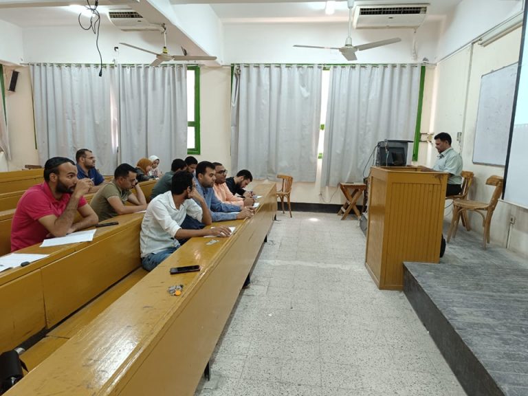 اجتماع لجنة الجداول بكلية العلوم