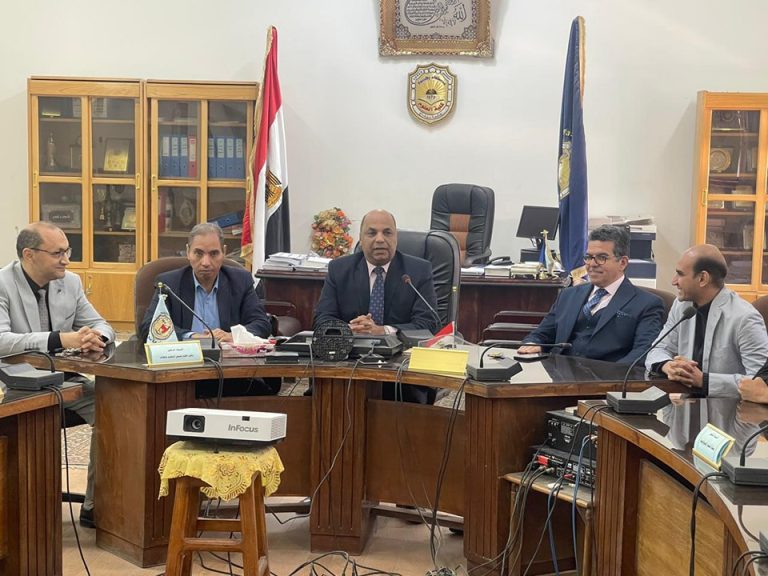 سلسلة من اللقاءات التى تحث على المشاركه فى الانتخابات الرئاسية