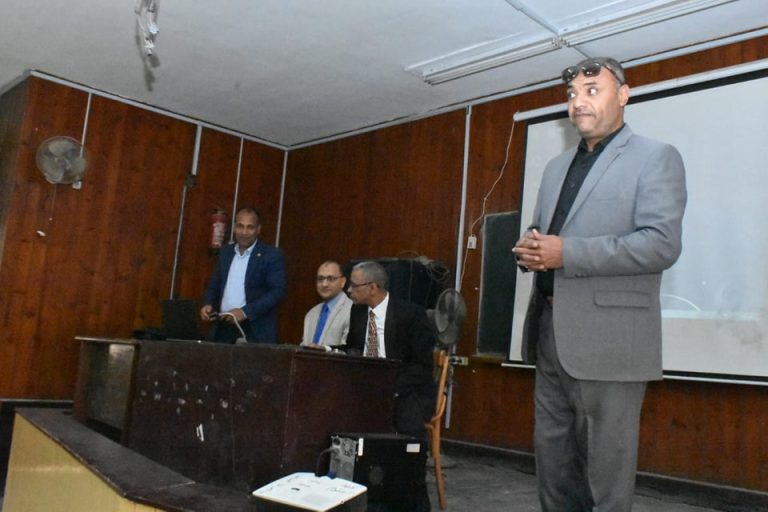 كلية العلوم تعقد ورشة عمل لتدعيم الشباب المقبل على الزواج