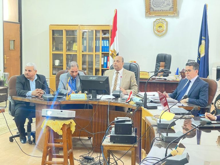 مجلس كليه العلوم بسوهاج رقم 522