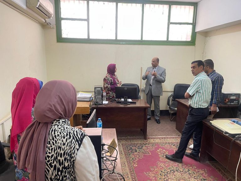 جوله تفقديه لإدارات ووحدات الكليه