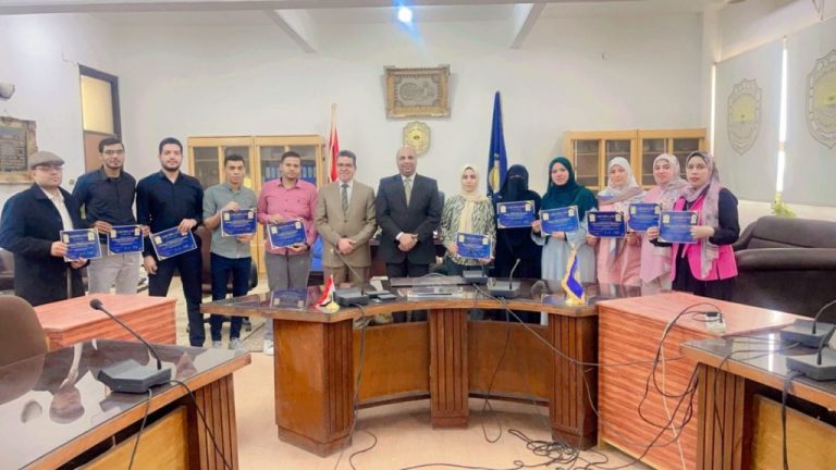 Dean of the Faculty of Science honors outstanding young researchers in scientific publishing