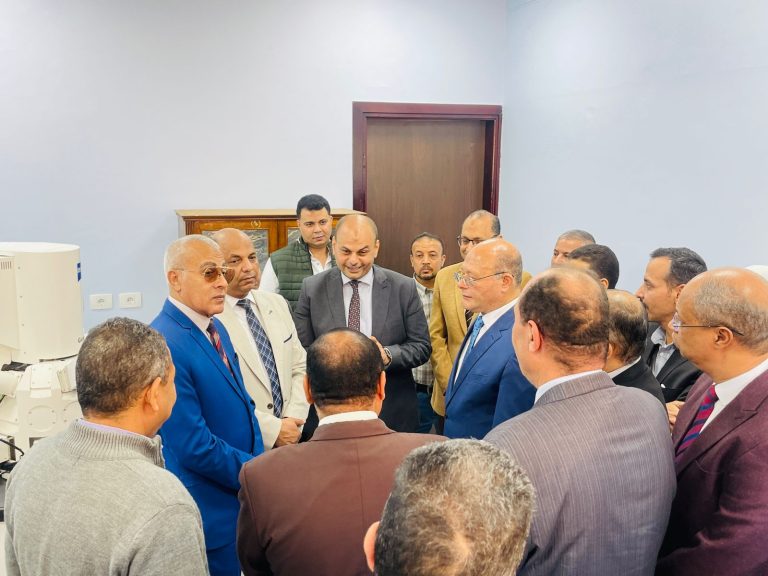 الميكروسكوب الالكتروني (10)