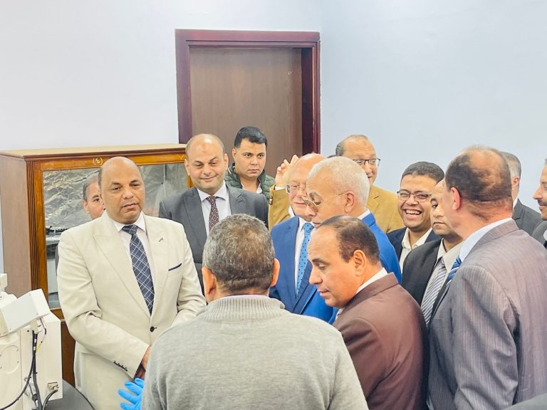 الميكروسكوب الالكتروني (12)