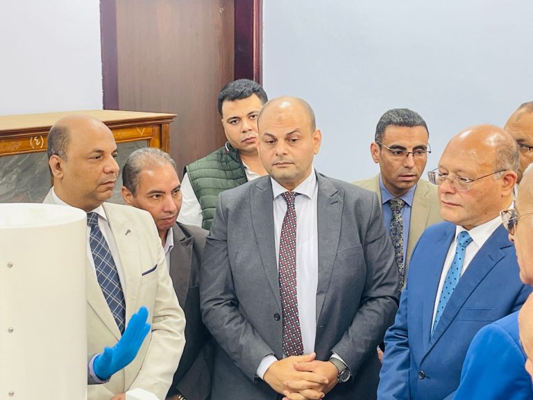 الميكروسكوب الالكتروني (17)
