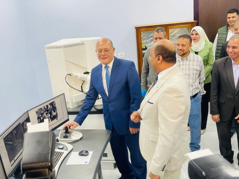 الميكروسكوب الالكتروني (2)