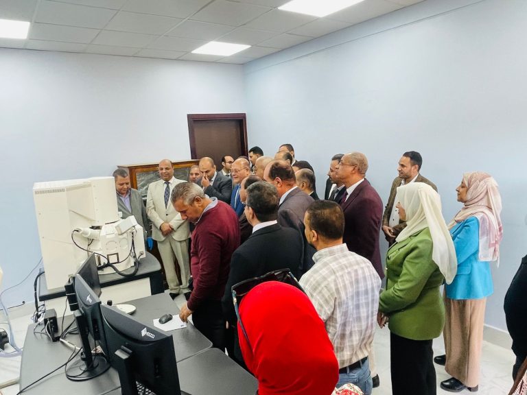 الميكروسكوب الالكتروني (30)