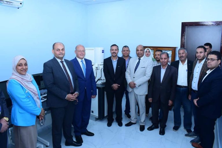 الميكروسكوب الالكتروني (79)
