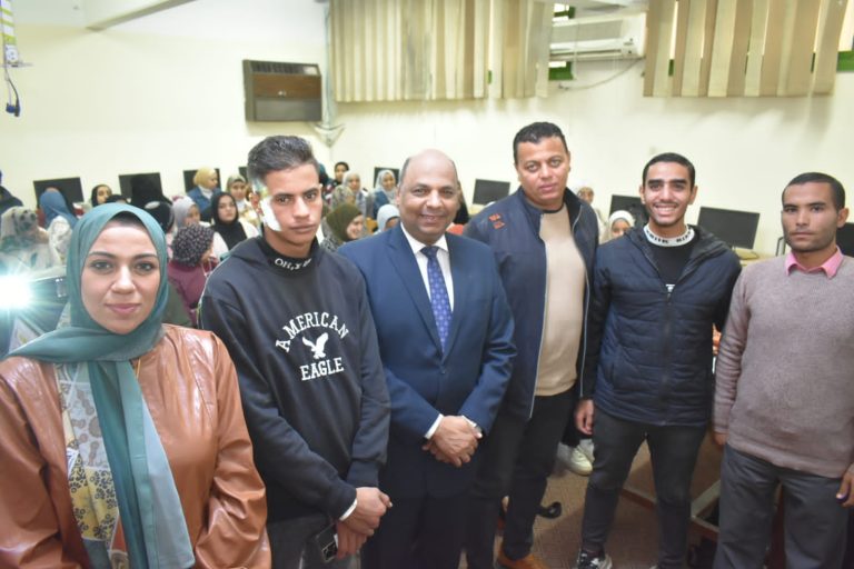 دورة الإسعافات الأولية لطلاب وطالبات كلية العلوم