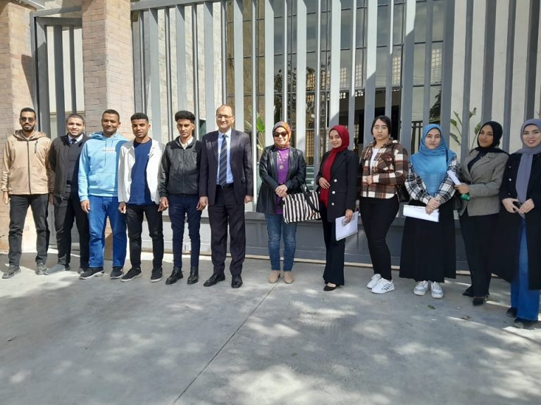 زيارة ميدانية لمصنع دلتا كاستيلو للدهانات بمدينة الكوثر (سوهاج)