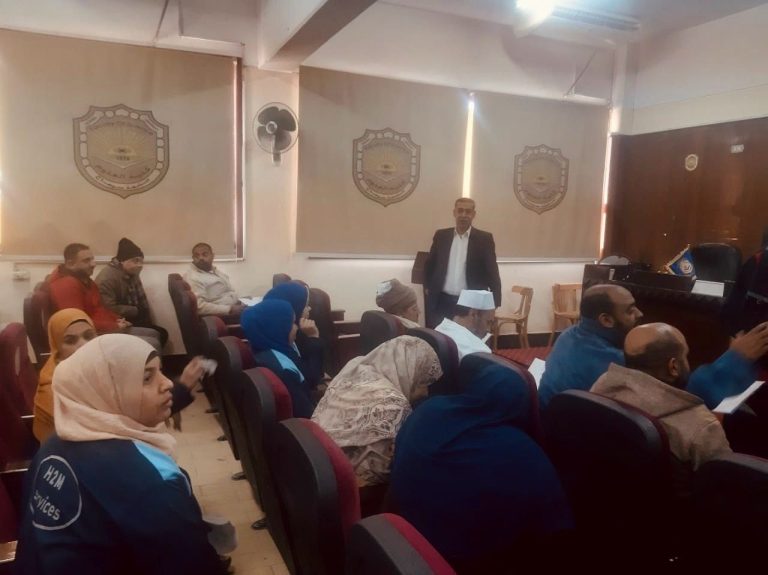 محاضرة بعنوان “الإجراءات المثلى والمعايير الآمنة للتخلص من النفايات البيولوجية والكيميائية”