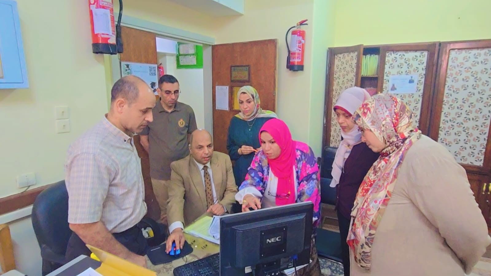 تدريب العاملين على آلية استخراج شهادات الدراسات العليا