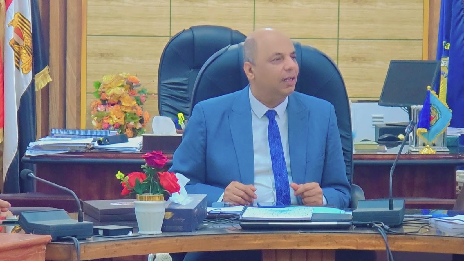 ا.د/ عميد الكلية يتابع التكليفات التى أصدرها سعادته وفي مقدمتها تحديث بيانات الباحثين ورقمنة المعاملات